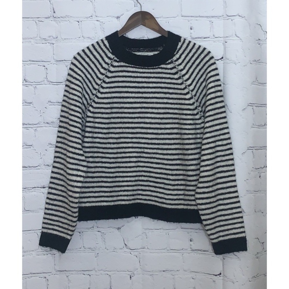 American Eagle Sweater Womens Medium Black Crew Neck Striped Oversized Cropped